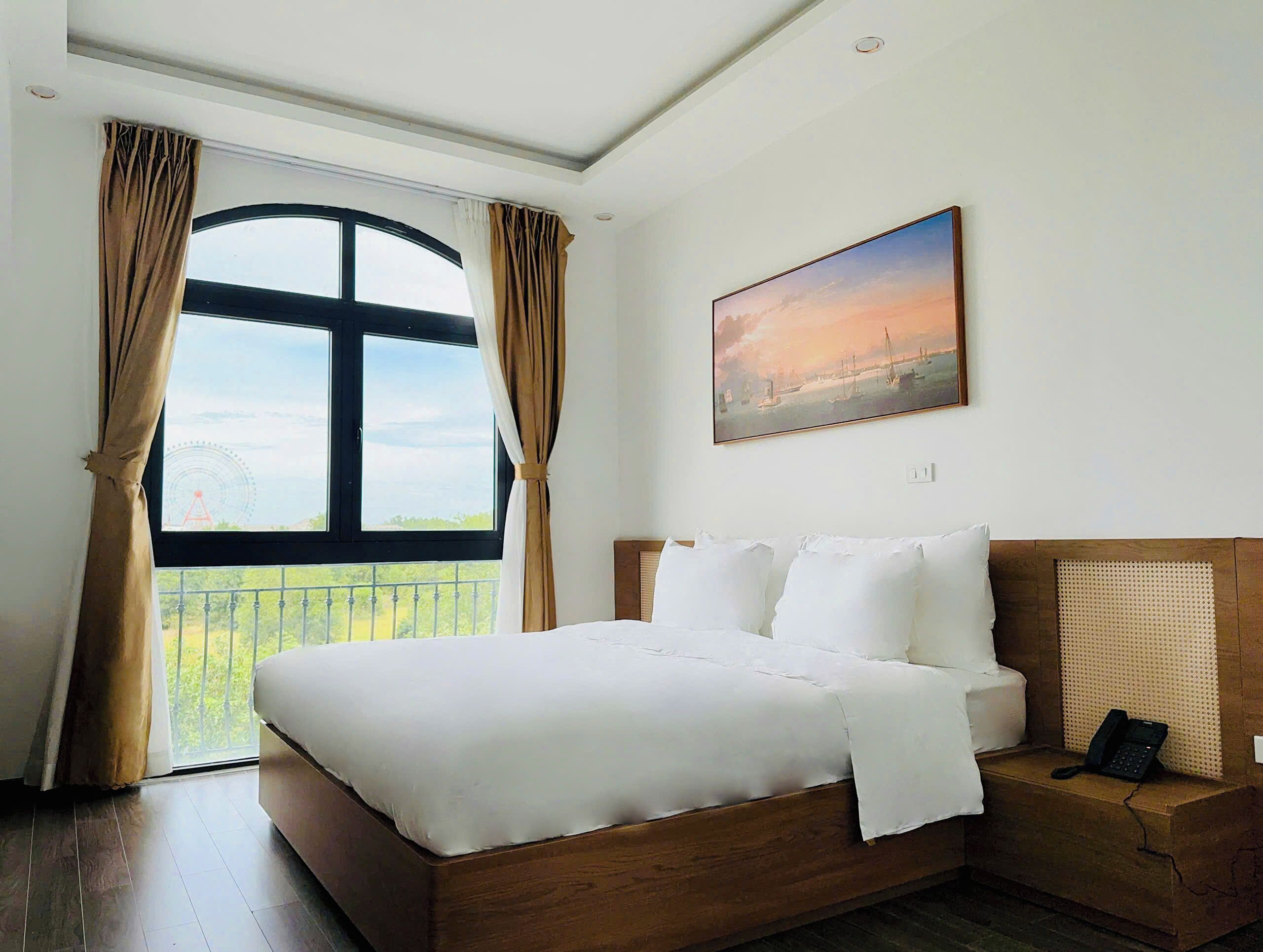 Superior Double Room, Garden View | Select Comfort beds, desk, laptop workspace, free WiFi