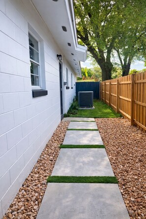 Property grounds - Entire rental unit Studio in Altamonte Spring (Altamonte Springs)