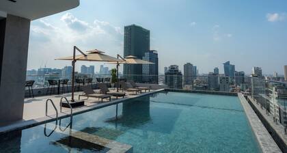 Champs Elysees Hotel & Suites