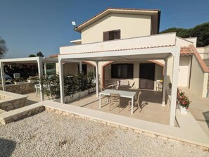 Outdoor dining - CASA MANIDU - TRILOCALE OLIVA (Capoliveri)
