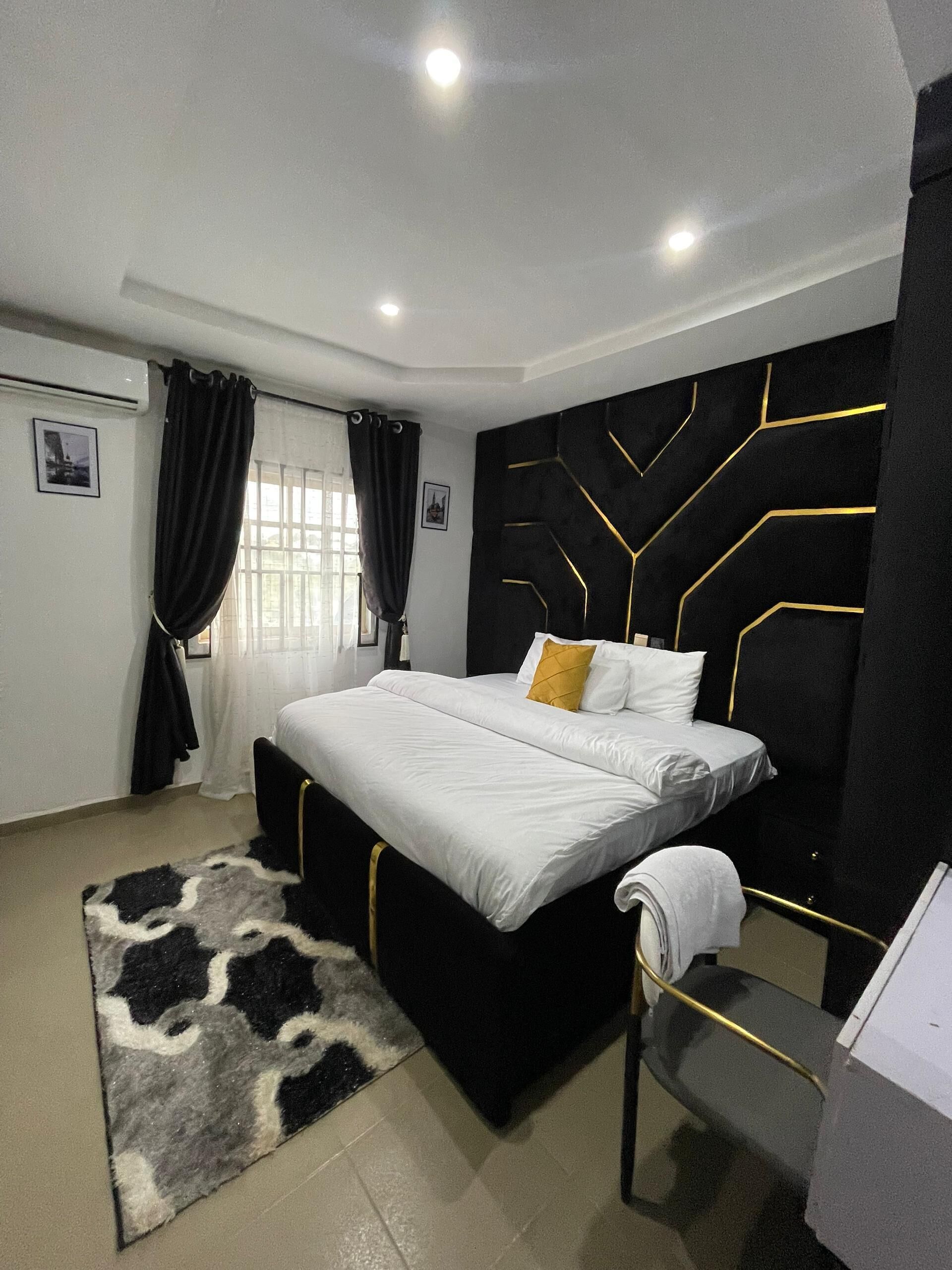 Luxury Apartment, City View