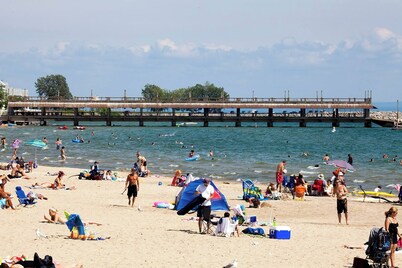 Doctor's Lounge - An Executive Home in Niagara