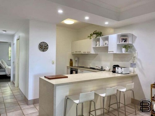 Centrally located to Noosa river - 14/7 Howard Street