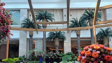 Family Suite, 3 Bedrooms, Bay View | Lobby