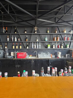 Bar (on property) - Modern Studio in Accra near Airport & Mall (Accra)
