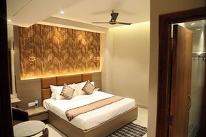 디럭스 더블룸 또는 트윈룸