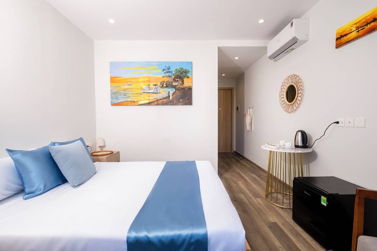 Chambre Double Classique, balcon, vue établissement