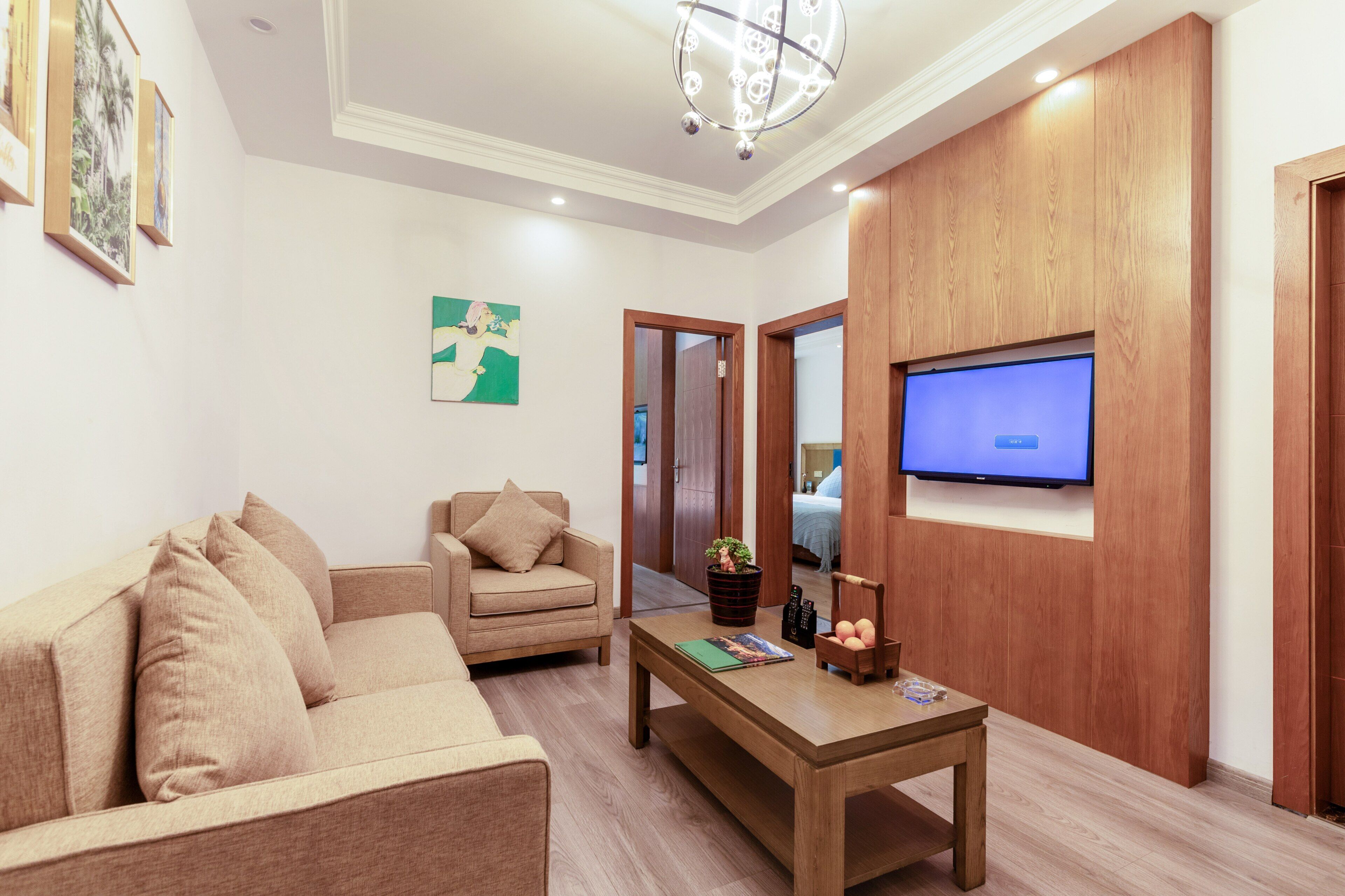 Executive Studio Suite, Hill View | Living room