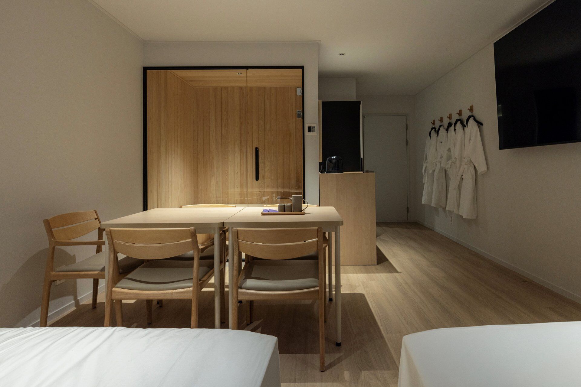 Twin Sauna | Khu ăn uống