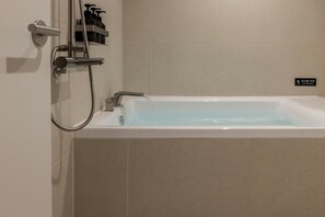 Signature Twin Room | Bathroom - Anook Hotel Seonhwa (Daejeon)