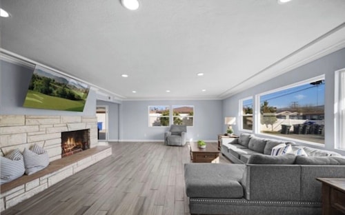 Tremendous Private Exclusive 5-bedroom house with AC in Hemet awaits you