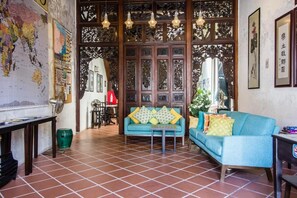 Studio – classic, balkong, byutsikt | Innvendig