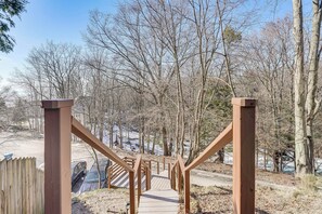 Property grounds - Walk to Beach! Serene Lake Michigan Home w/ Deck (Grand Haven)