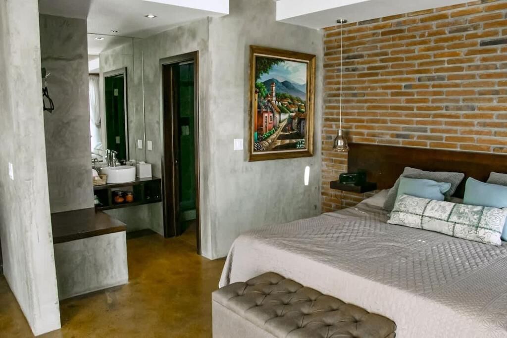 Standard-huoneisto, näköala puutarhaan