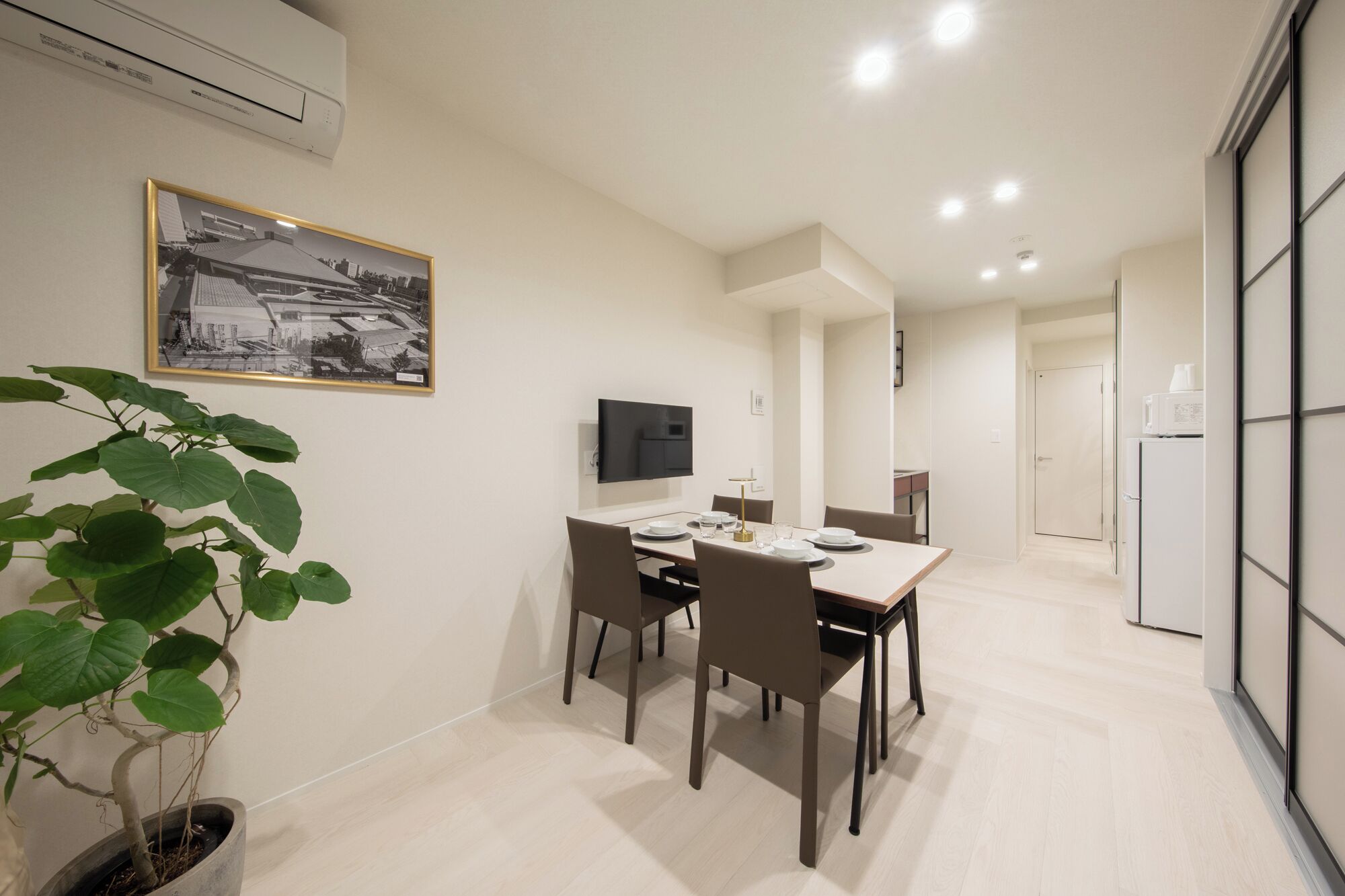 Superior Triple Room | Dining