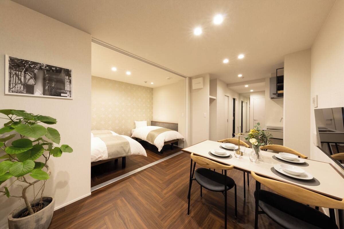 Classic Triple Room | In-room safe, blackout curtains, iron/ironing board (on request)