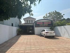 Studio, balcon, vue ville | Enceinte de l’hébergement