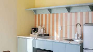 Habitación Signature, 1 habitación, bañera, vistas a la ciudad | Cocina privada