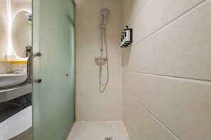 Bathroom - Jing Xi Lian Lian Jiu Dian (Shanghai)