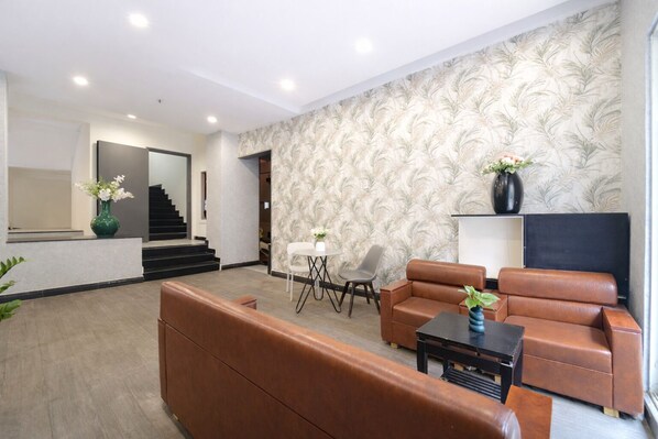 Lobby - Palette Amura Hotel - Near Gigamall (Ho-Chi-Minh)