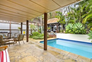 House, 4 Bedrooms | Pool - Burleigh Coastal Escape 4BR Home (Burleigh Heads)