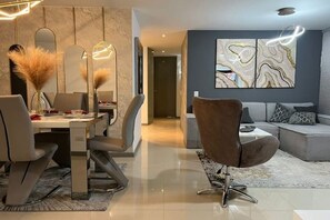 Interior - Stylish 3BR apartment in El Poblado - Comfort, Style and Ideal Location (El Poblado)