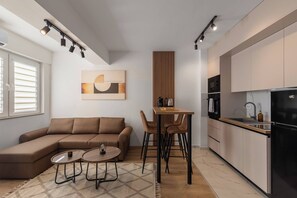 TV - Centrally Located Cozy Oasis D&O Condo (Skopje)
