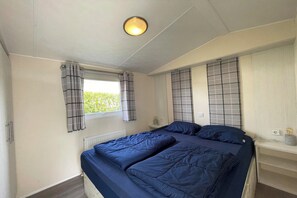 Room - Getaway with Garden & Parking (West-Graftdijk)