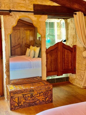 5 bedrooms, iron/ironing board, Internet, bed sheets - Maison de L’Olivier- (Saint-André-et-Appelles)