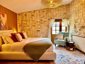 5 bedrooms, iron/ironing board, Internet, bed sheets - Maison de L’Olivier- (Saint-André-et-Appelles)