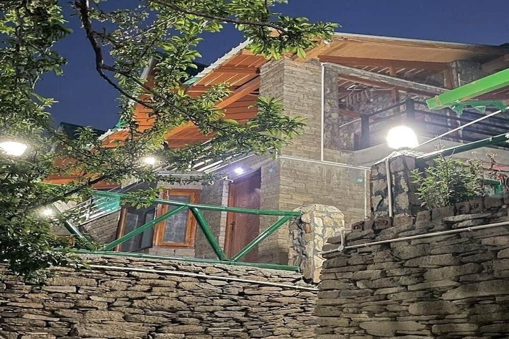 S K and Shiv Cottages