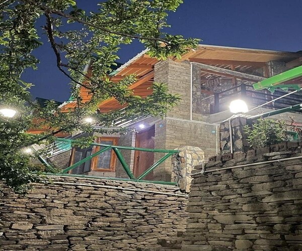 S K And Shiv Cottages - Mukteshwar