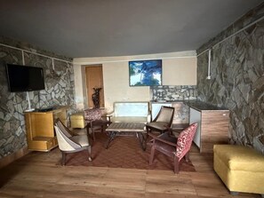 Room - S K and Shiv Cottages (Mukteshwar)