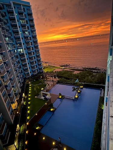 Deluxe Apartment Balcony with Seaview