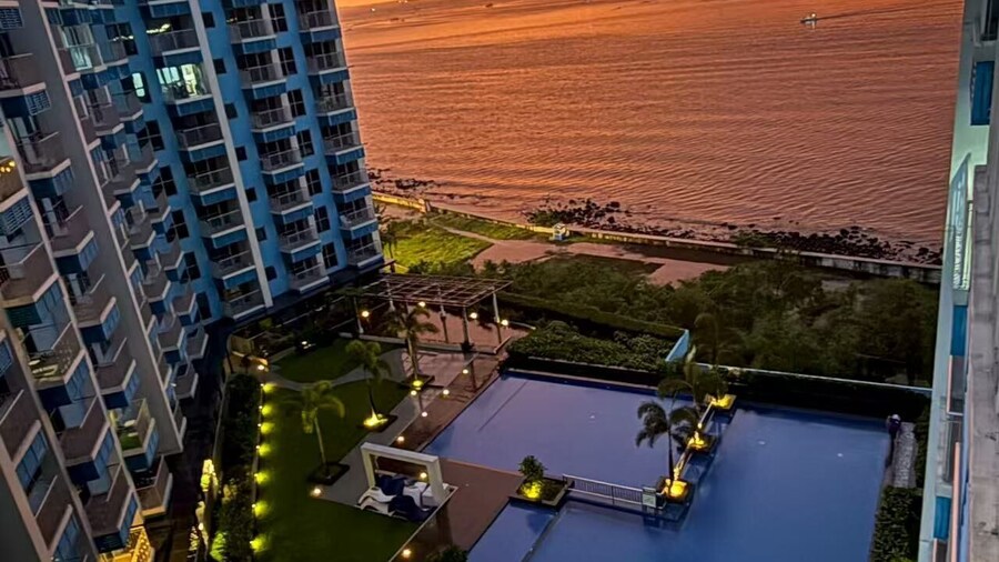 Deluxe Apartment Balcony with Seaview