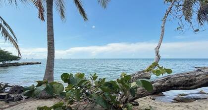 Beach Front Cabin in Tolú - Private and Perfect for Groups 🌊