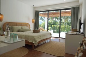 2 bedrooms, iron/ironing board, bed sheets - O3 Green 2b Garden Pool Villa and Unique Furniture (Tambon Ko Pha-ngan)
