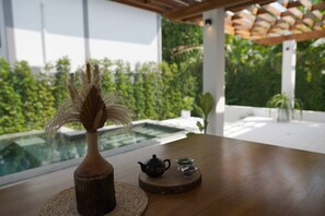 Property grounds - O3 Green 2b Garden Pool Villa and Unique Furniture (Tambon Ko Pha-ngan)