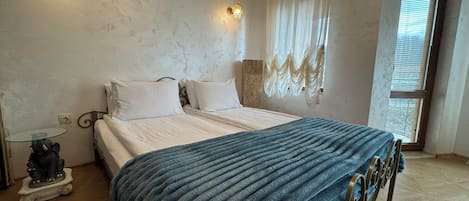 8 bedrooms, iron/ironing board, WiFi, bed sheets