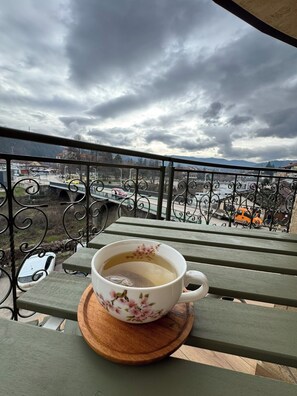 Outdoor dining - Just a Dream – Mountain View Retreat by Osam River, Troyan (Troyan)
