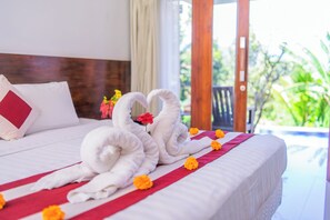 Chambre Deluxe, balcon, vue piscine