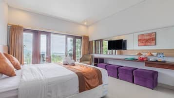 Basic Suite, Balcony