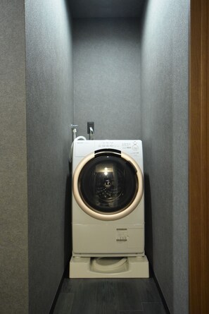 Interior - KISEN KOBE EKIMAE (Kobe)