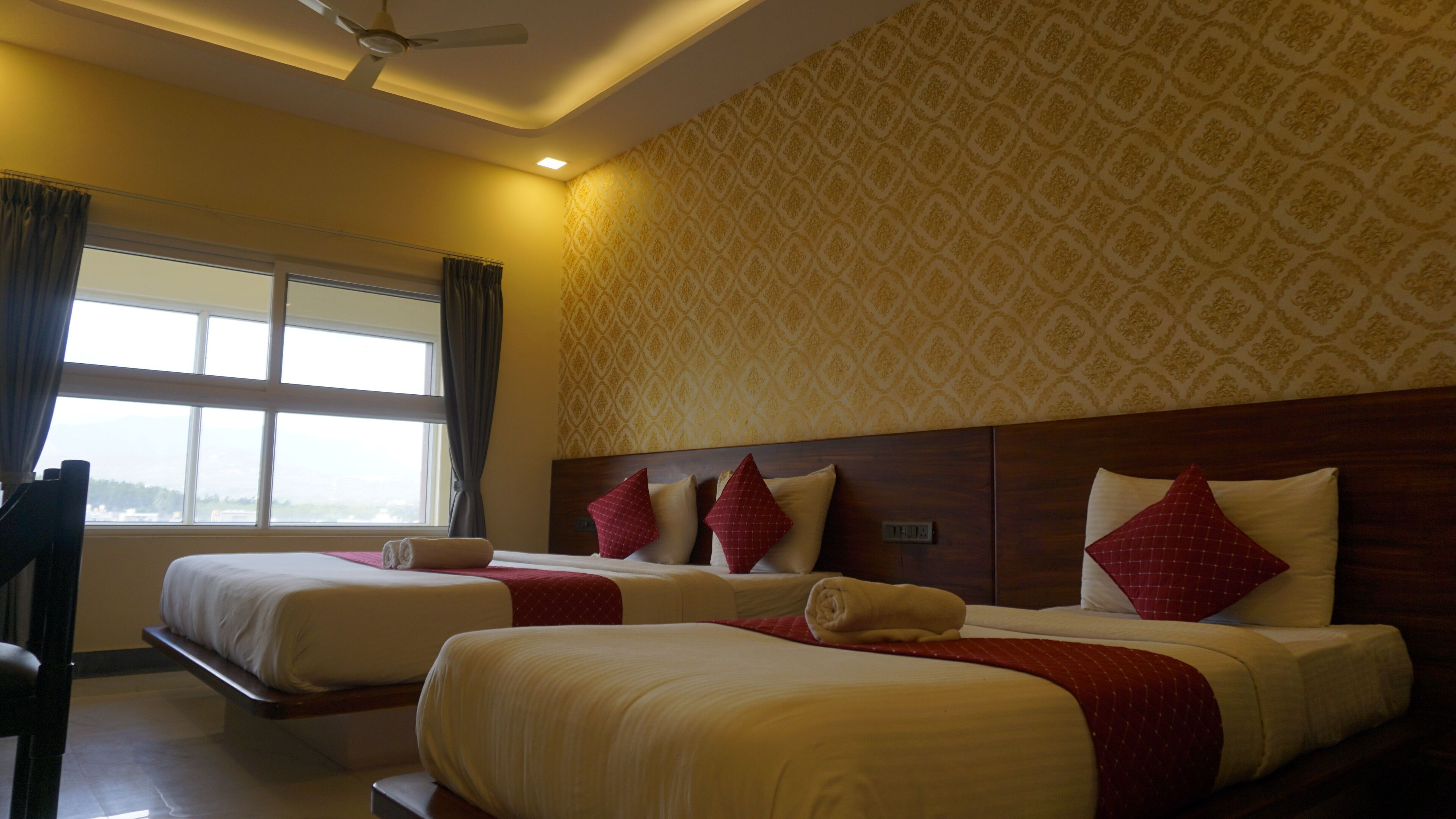 デラックス トリプルルーム