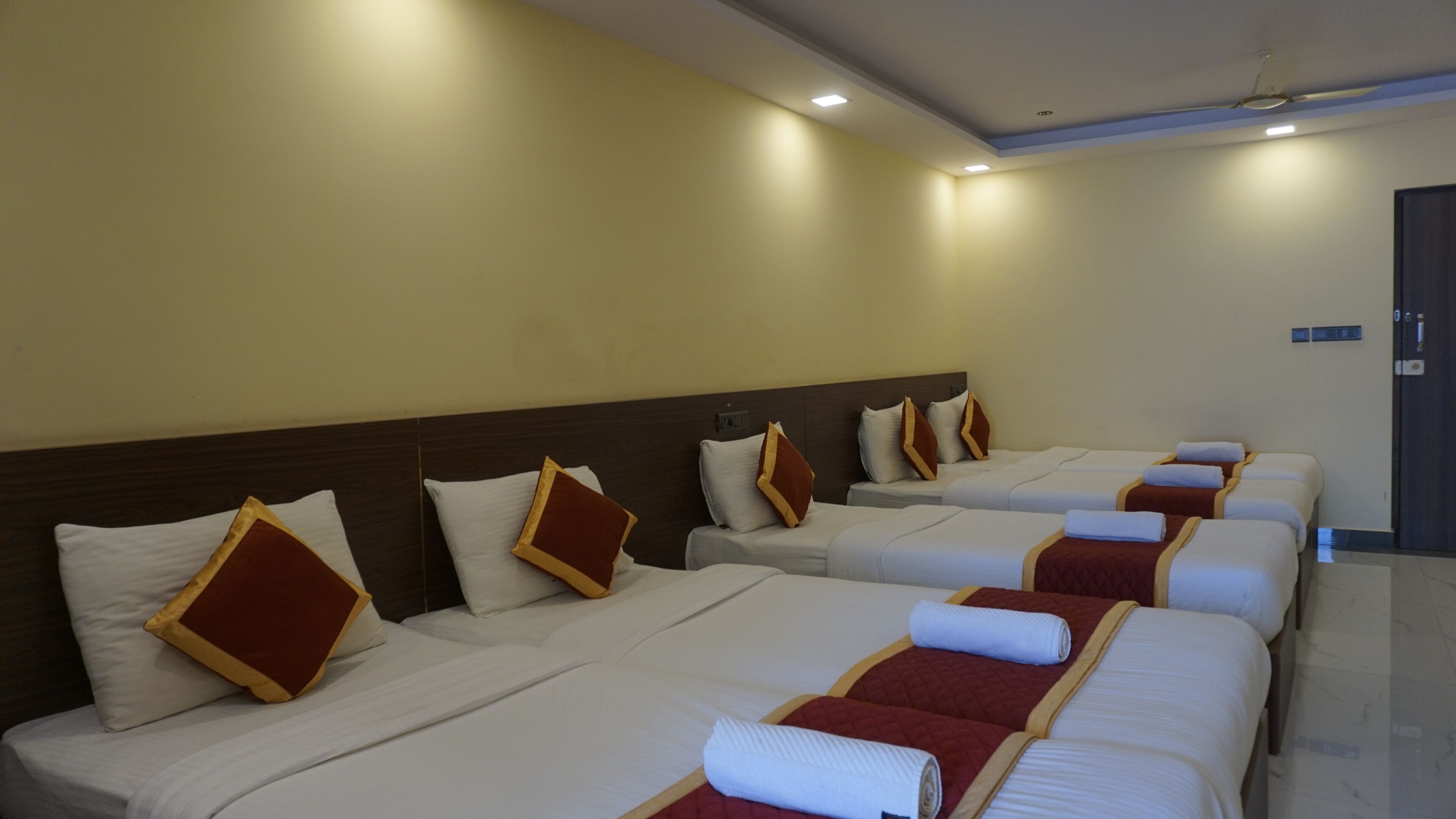 ファミリー スタジオ シティビュー