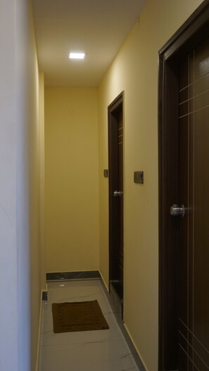 Family Room, City View | Interior - Jaguar Comforts (Chikkamagaluru)