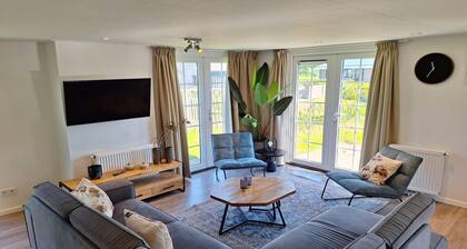 Chalet with 5 bedrooms and 2 bathrooms