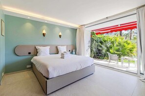 3 bedrooms, desk, iron/ironing board, travel cot - Charming apartment- AC -3BR-6P- Cannes (Cannes)