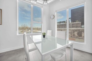 Dining - River View Apartment w/ Sauna & Downtown Access (Calgary)