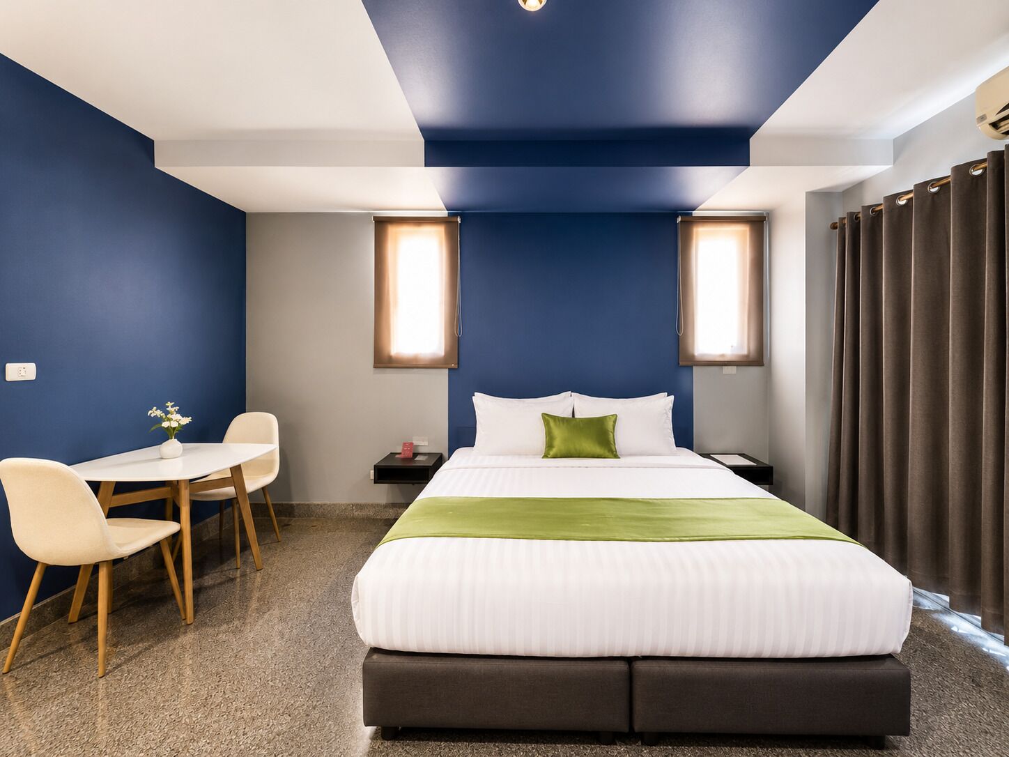 Deluxe Double Room | Desk, free WiFi, bed sheets